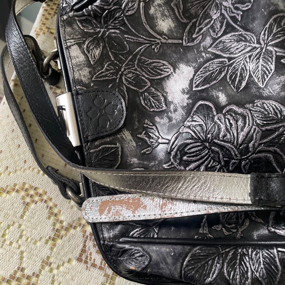 Patricia Nash black with silver tarnish clutch strap bag - Picture 3 of 4